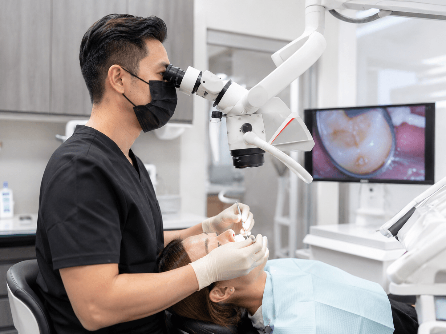 Why Dr. Nguyen Uses a Leica Dental Microscope